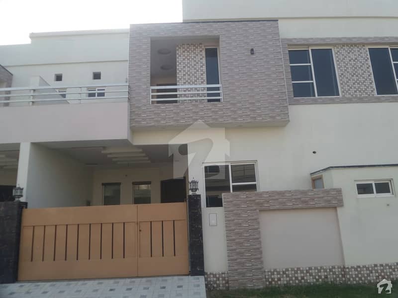 House For Sale - Model City 2 Satiana Road
