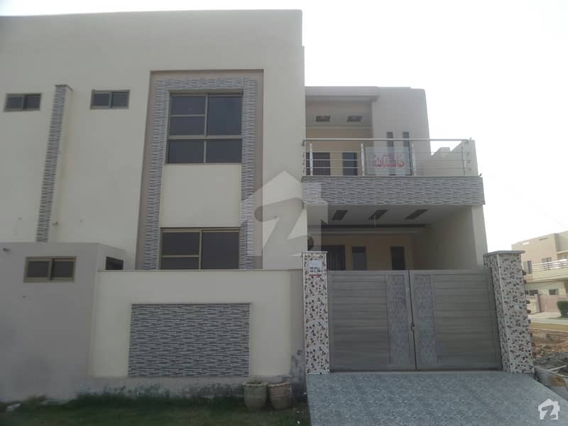 House For Sale - Model City 2 Satiana Road