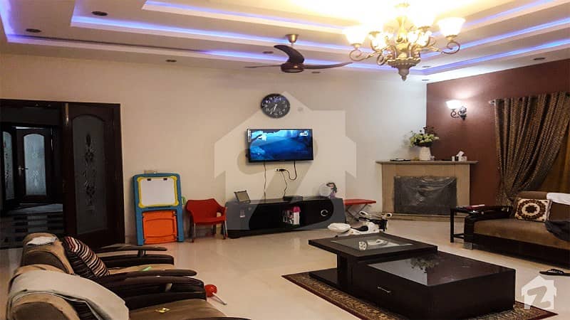 Lahore Real Estate Offers 1 Kanal Beautiful Designer Corner  Bungalow In Phase 8 Park View Dha Lahore
