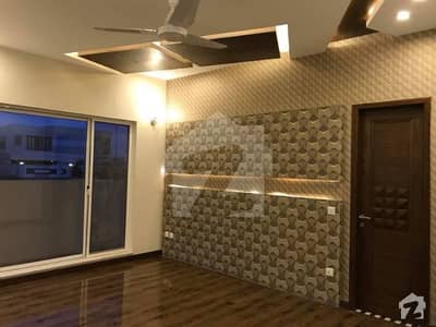 11 Marla Beautiful House Available For Rent In Reasonable Price And Hot Location 11 Marla Beautiful House Available For Rent In Reasonable Price And Hot Location