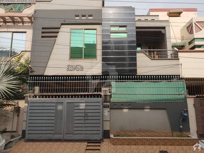 5 Marla Fully Furnished House With AC Furniture etc Solid Construction Hot Location