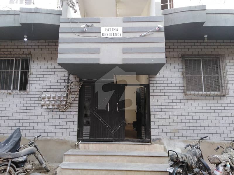 1100 Square Feet Flat Is Available Sale