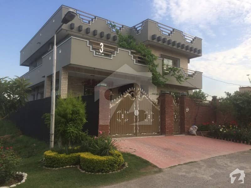 1 Kanal Brand New House for Sale