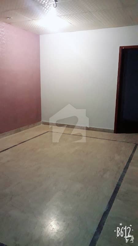 Buffer zone Sector 15a3 - 2nd Floor Good Condition  2 Rooms  With Attached Wash Room