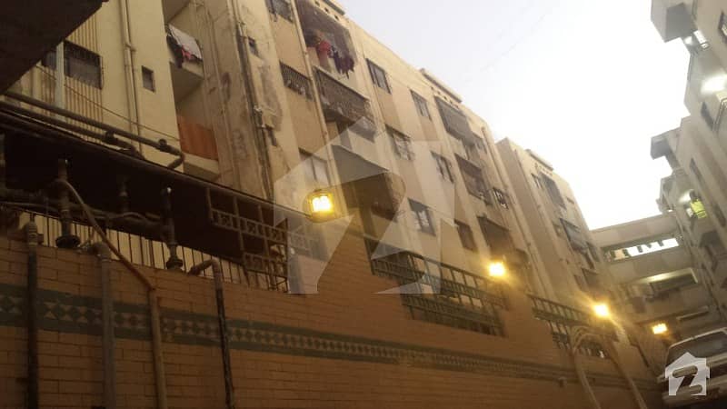 1st Floor Flat Is Up For Sale In Gulistan-e-Jauhar - Block 12
