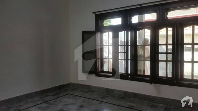 1 Kanal Single Storey New House For Rent In Sheikh Maltoon Town - Sector K