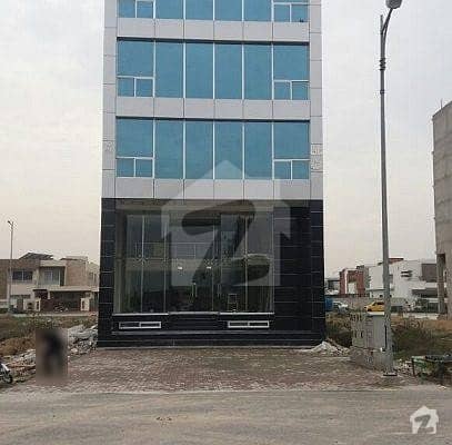 8  Marla Commercial  Full Plaza Is Available  On Rent