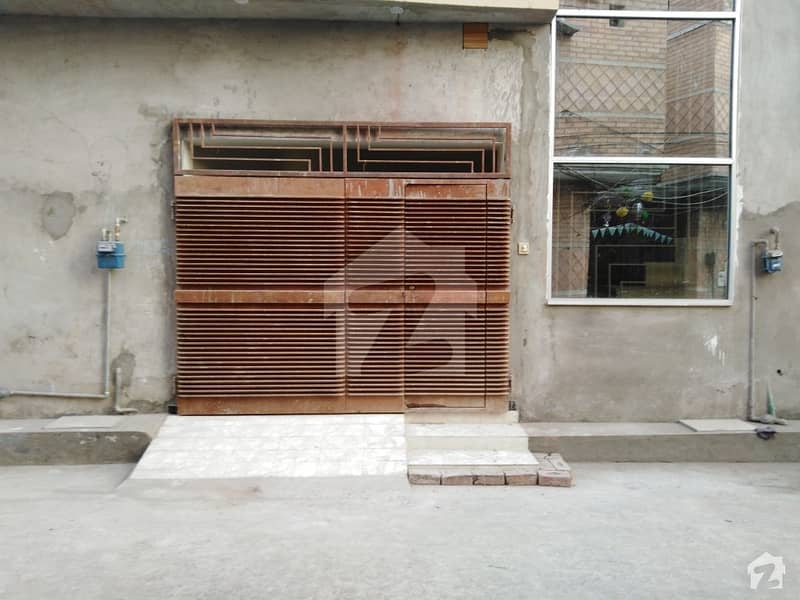 کچہ فیروزپور روڈ لاہور میں 3 کمروں کا 4 مرلہ مکان 1. 7 کروڑ میں برائے فروخت۔