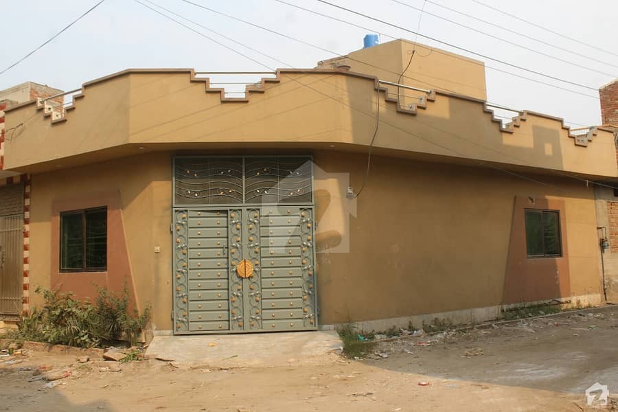 نشتر کالونی لاہور میں 4 کمروں کا 4 مرلہ مکان 55 لاکھ میں برائے فروخت۔