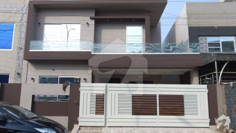 Brand New 10 Marla House For Sale At Good Location