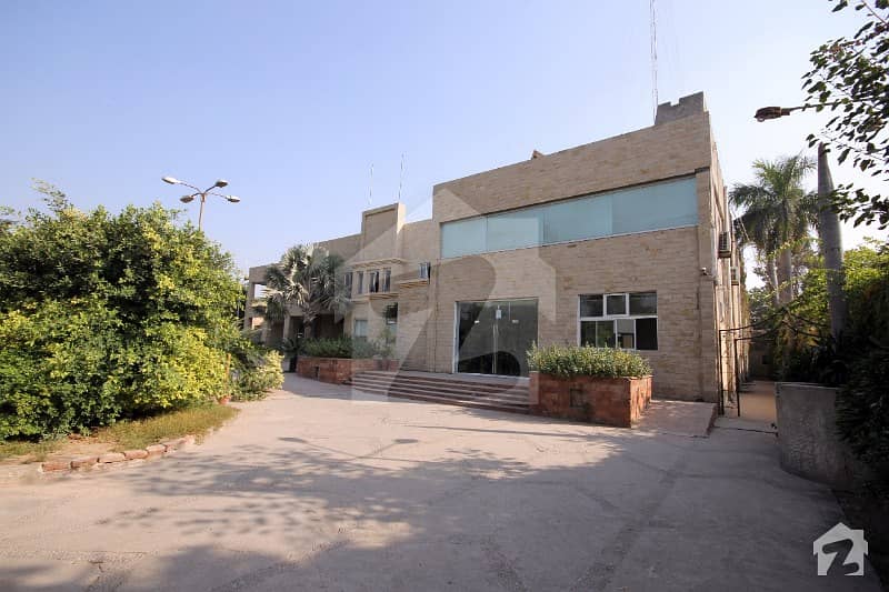 10 Kanal Office Space For Rent Located On Canal Road Lahore