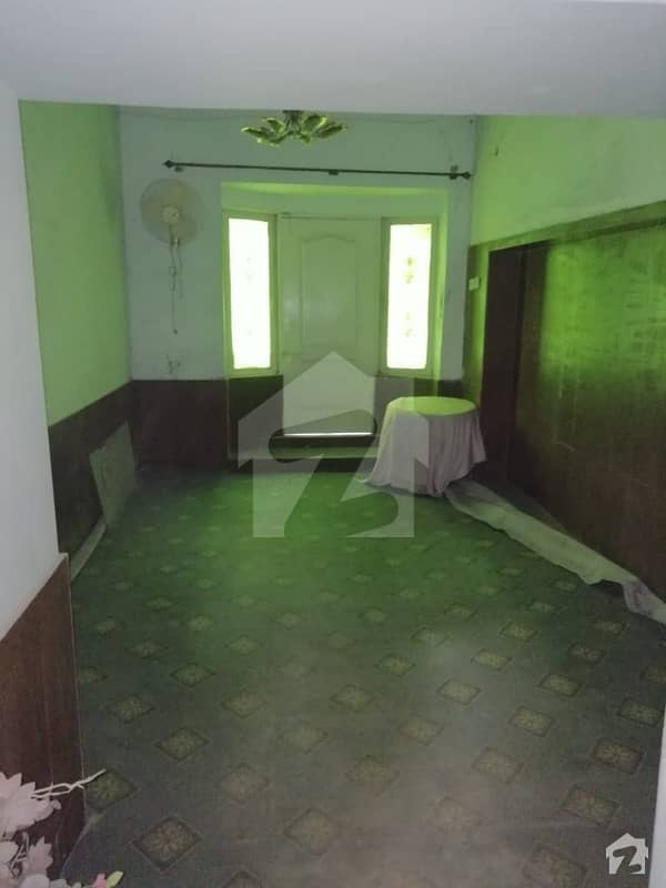 شاہدرہ لاہور میں 3 کمروں کا 5 مرلہ مکان 60 لاکھ میں برائے فروخت۔