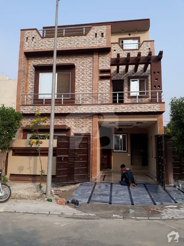 Excellent Corner Location House At Dream Garden Defance Road Lahore