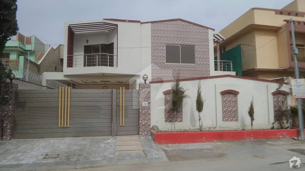 House Available For Sale At Jinnah Town