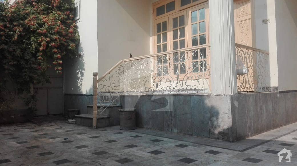 Good Location Home Is Available For Rent Good Location Home Is Available For Rent