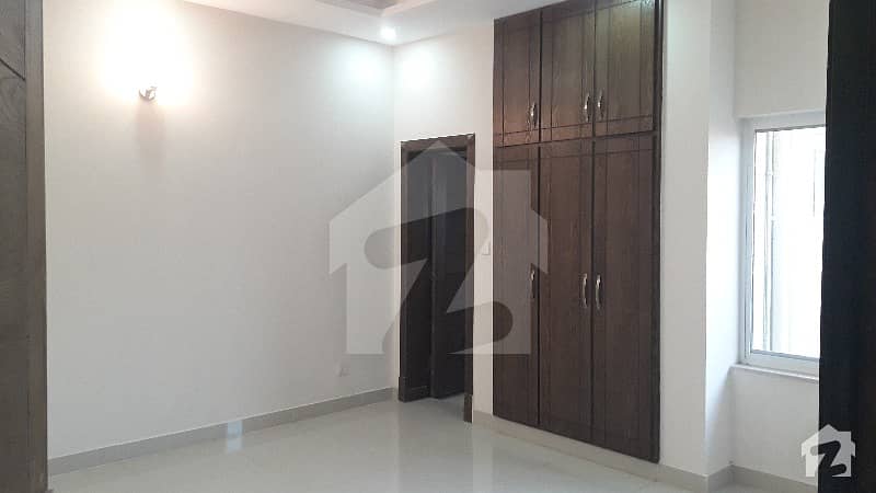 Pakistan Town Upper Portion For Rent 4 Beds