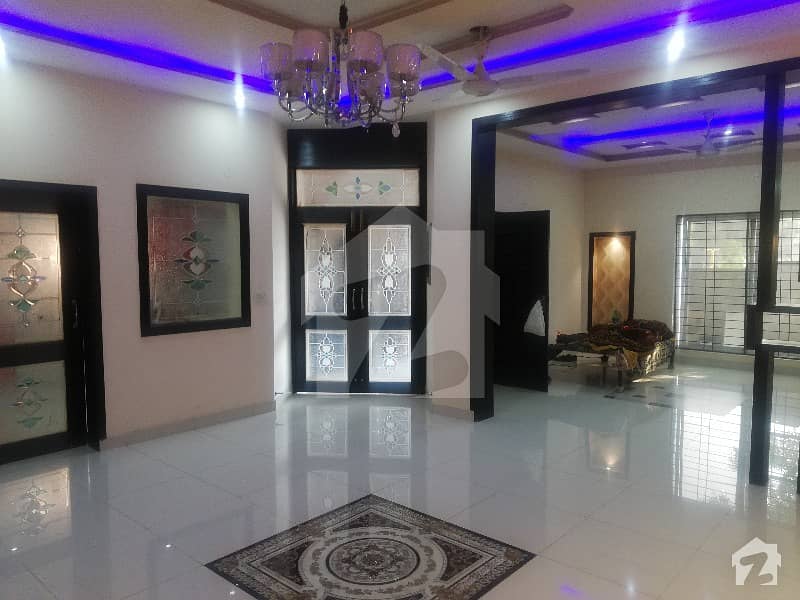 10 Marla Luxury House For Sale In Rafi Block Bahria Town Lahore