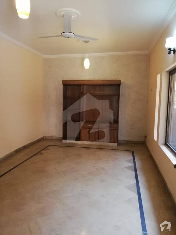 House For Sale On Peshawar Road