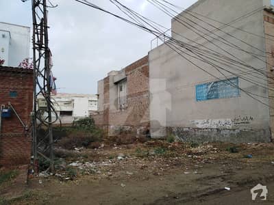 Plot For Sale At Ideal Location In Officers Colony Link Commerce College Road