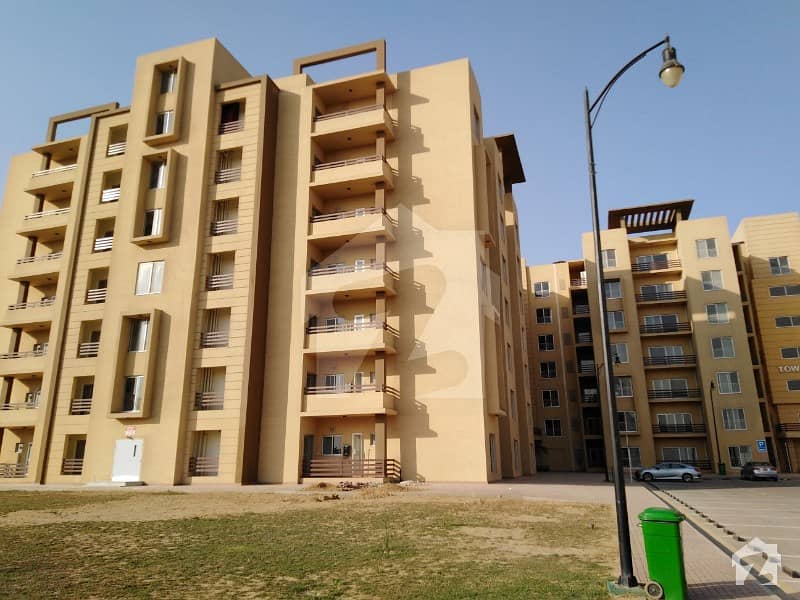 New Apartment For Sale In Bahadurabad Karachi with Simple Decor