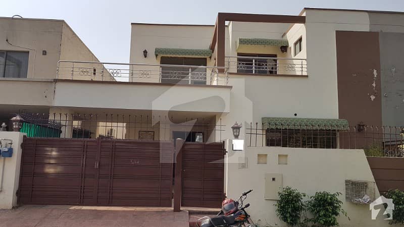 10 Marla Luxury Solid Constructed House DHA VILLAS Main 60 FT Road  In Most Prime Location Near Mosque Park  Commercial Area In Very Reasonable Price From Market In A Very Peaceful Atmosphere In Phase 8 DHA Lahore