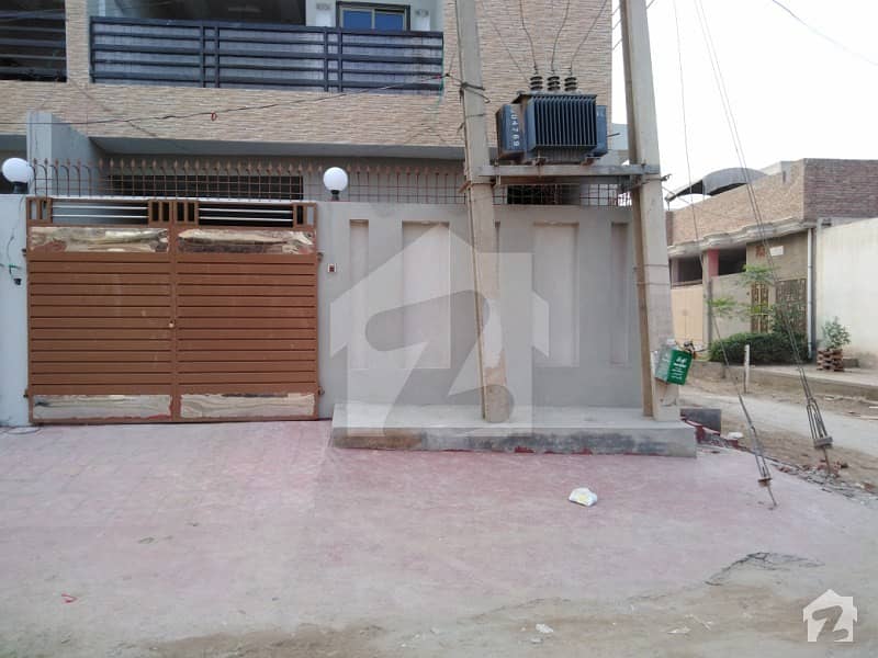 Double Storey Corner House Is Available For Sale On LMQ Road