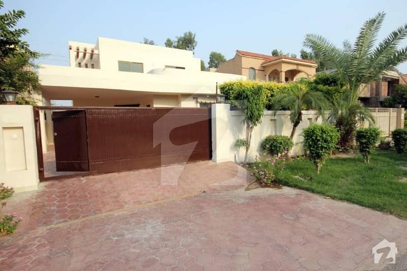 1 Kanal Single Story House For Rent In Phase 4