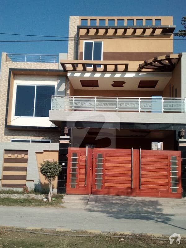 10 Marla Beautiful House For Rent