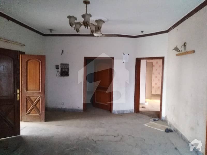 10 Marla Flat For Rent Location Mian Bedian Road Near To DHA Phase 9 Town