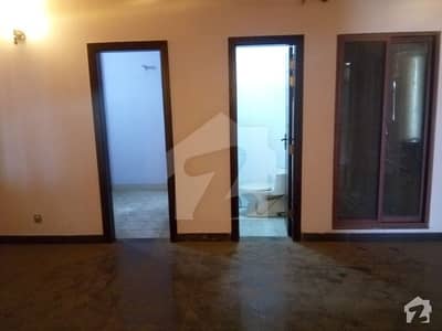 2 Bed Apartment Available For Rent Ground Floor Ideal Location 2 Bed Apartment Available For Rent Ground Floor Ideal Location