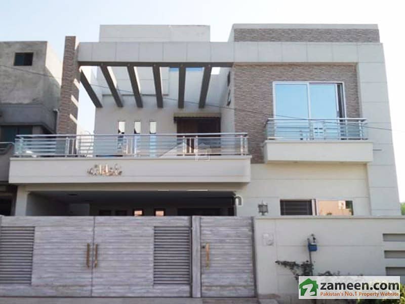 Lets Come And See Brand New 10 Marla 5 Beds Cottage Available For Sale In Bahria Town