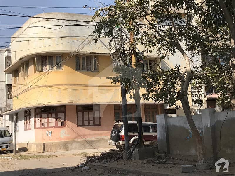 300 Yard House For Sale In Pechs Block 2 Karachi PECHS Block 2, PECHS