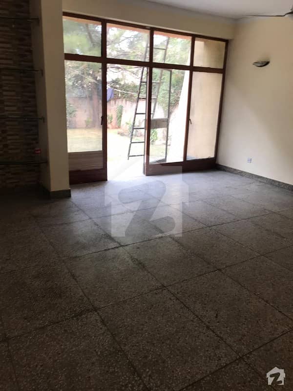 1 Kanal 4 Bedroom Full House Big Yard Near To Fortress Zakir Tikka