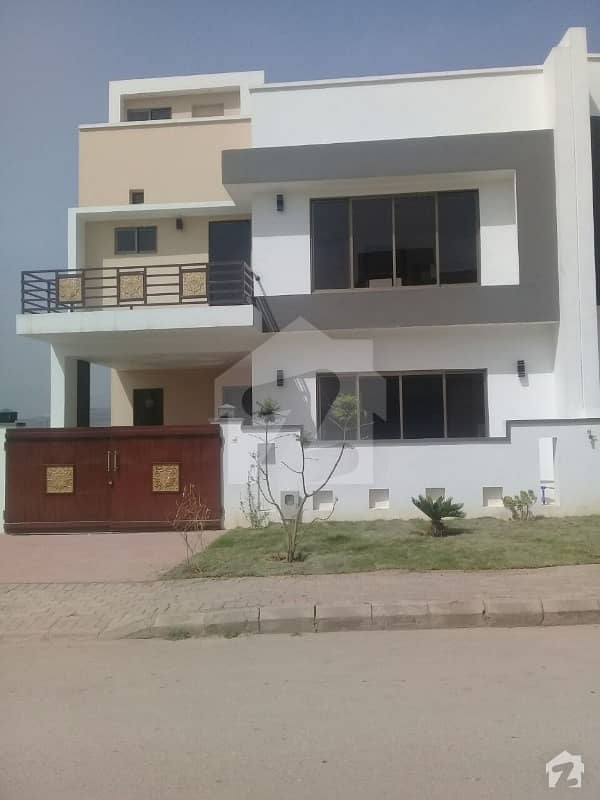 Bahria Enclave Sector B1  6 Marla House Available For Sale  Outclass Location And Construction Reasonable Demand