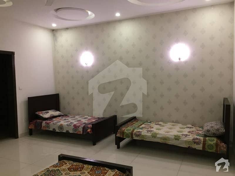 Luxury  Peaceful Living Hostel For Girls Available Here Near Umt University Revenue Society