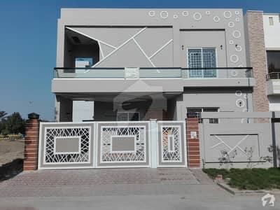 New 10 Marla House For Sale New 10 Marla House For Sale