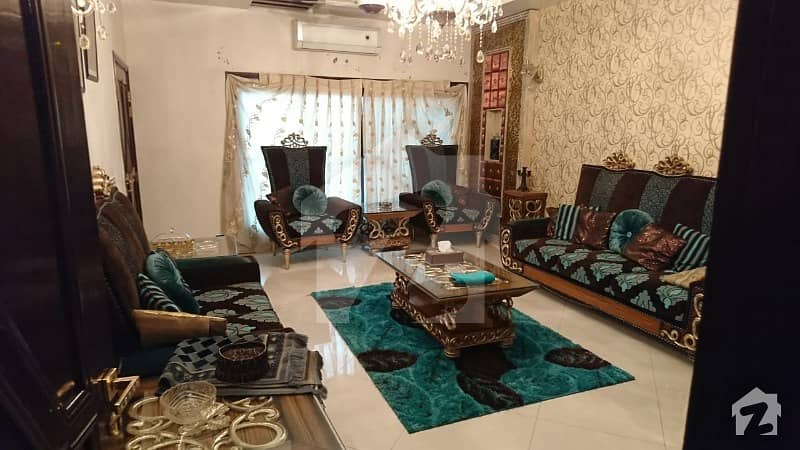 کلفٹن ۔ بلاک 5 کلفٹن کراچی میں 9 کمروں کا 1 کنال مکان 16.5 کروڑ میں برائے فروخت۔