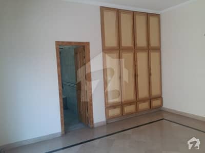 1Kanal Upper Portion Newly Renovated 3 Master Beds 1Kanal Upper Portion Newly Renovated 3 Master Beds