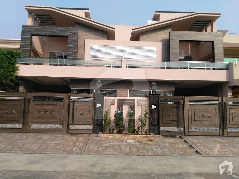 Stylish High Quality 10 Marla Pair House In Johar Town Lahore Lda Office