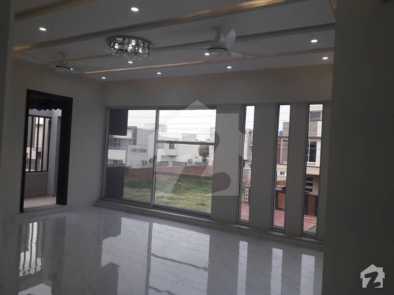 14 Marla Brand New Luxury Bungalow For Sale In State Life Housing Society Phase 1