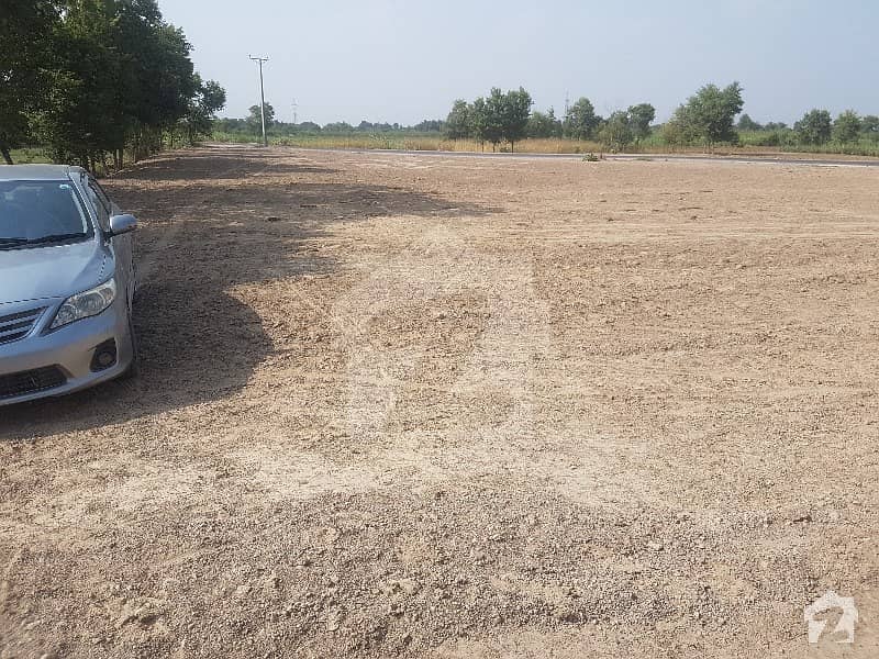 Commercial Plot For Sale On Motorway Interchange Commercial Plot For Sale On Motorway Interchange