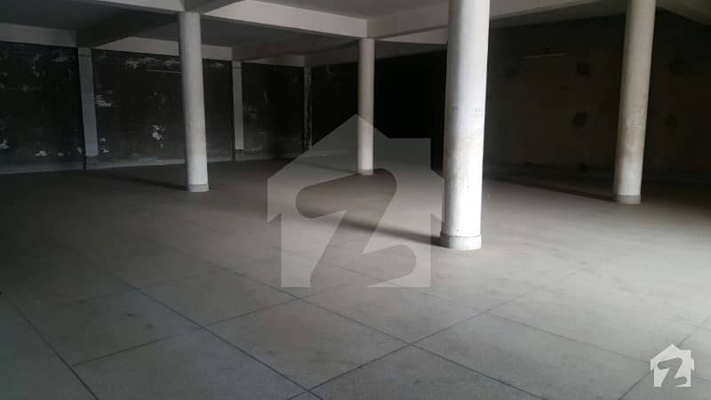1 Lac sqft Ware house For Rent in Multon Road