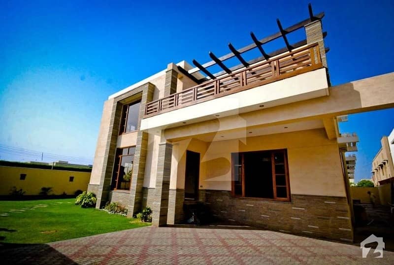 1000 Sq Yards Exclusive Brand New Unique Bungalow Is Available For Sale