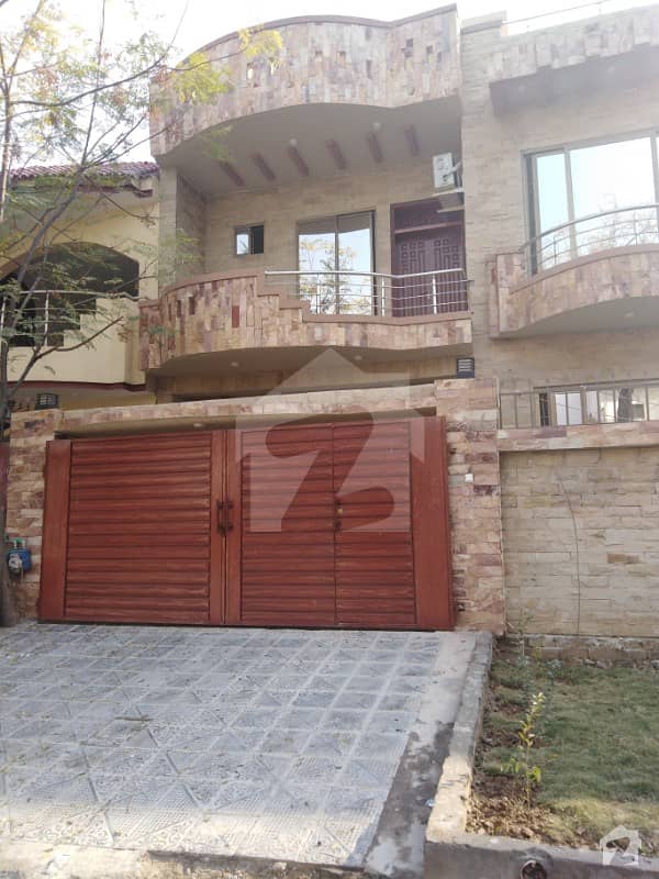 House Is Up For Rent In G-6 Markaz