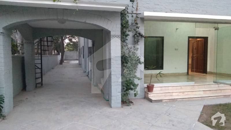 Mm Alam Road To Back - 2 Kanal Double Storey House For Rent