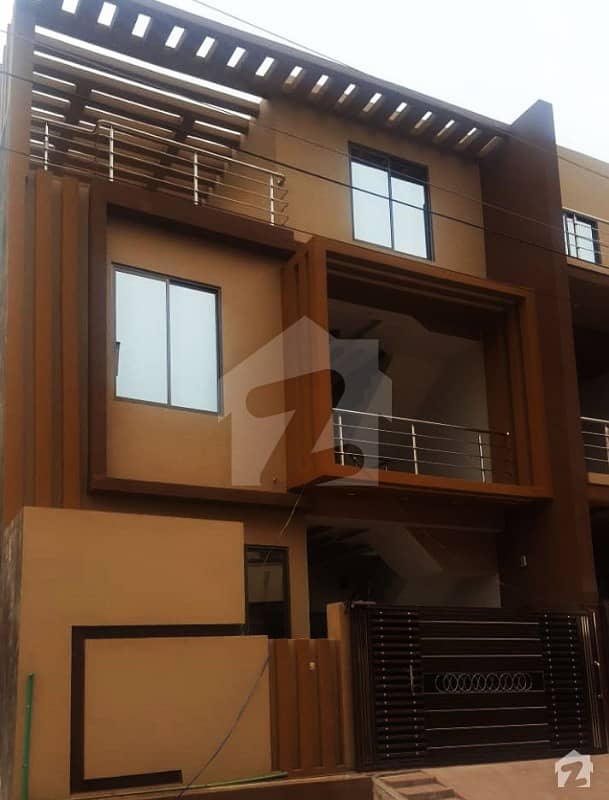 5 Marla Brand New House For Sale In Royal Avenue