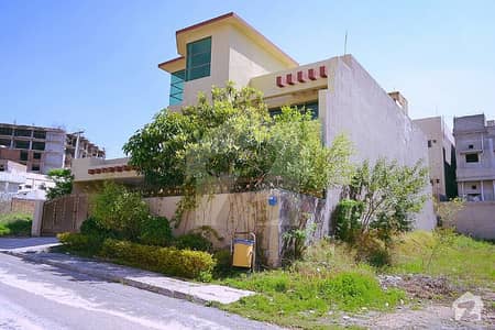 Double Storey House Available For Sale Double Storey House Available For Sale