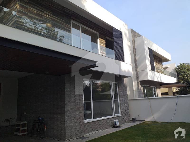 666 Sq. Yard Brand New House For Sale In F-7  Islamabad