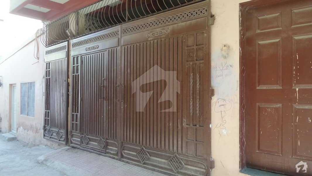 فقیر محمد روڈ کوئٹہ میں 6 کمروں کا 6 مرلہ مکان 1. 7 کروڑ میں برائے فروخت۔