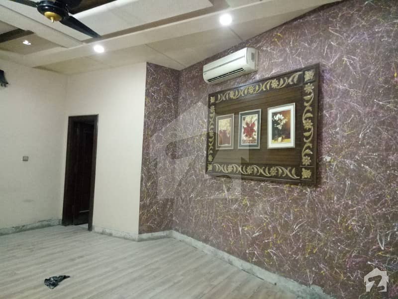 8 Marla  House Is Available For Sale In Peoples Colony No 2